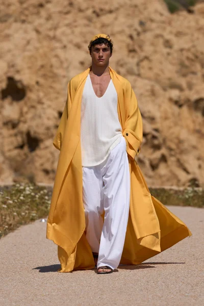 Look 6